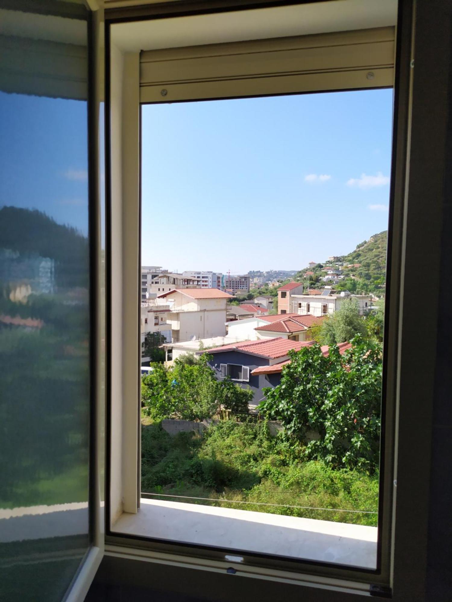 Valbona Apartments Vlorë Exteriör bild
