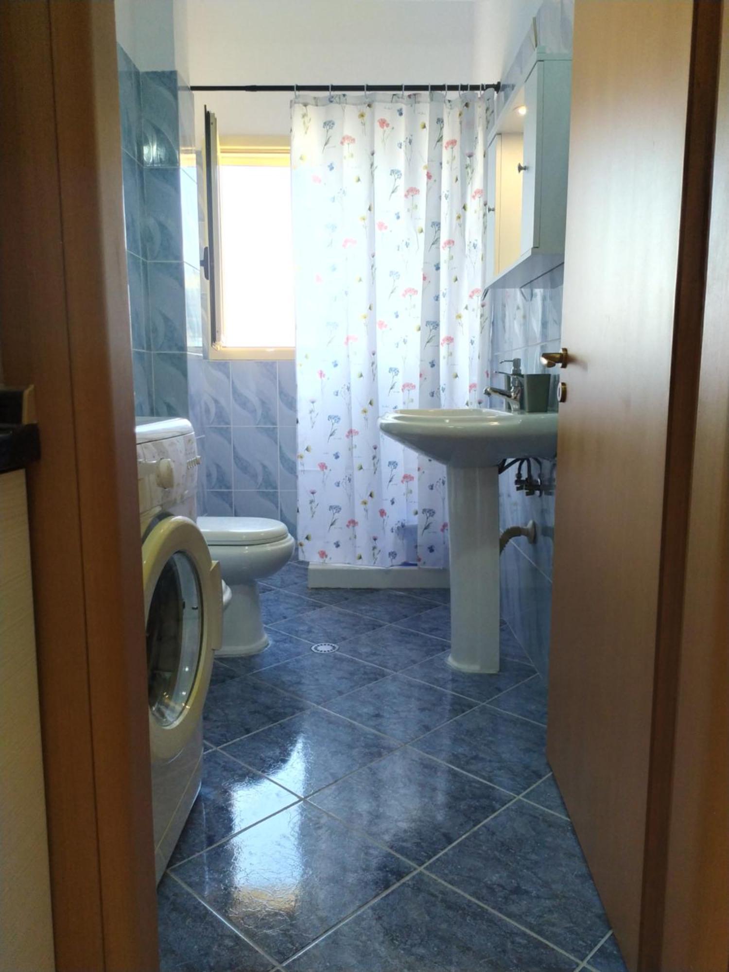 Valbona Apartments Vlorë Exteriör bild