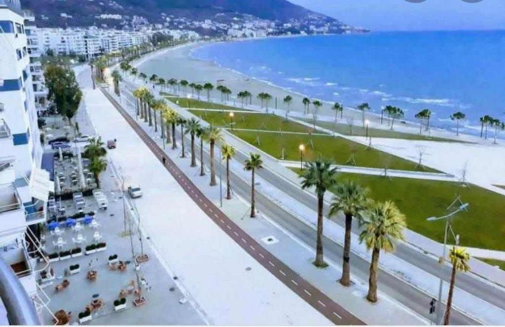 Valbona Apartments Vlorë Exteriör bild