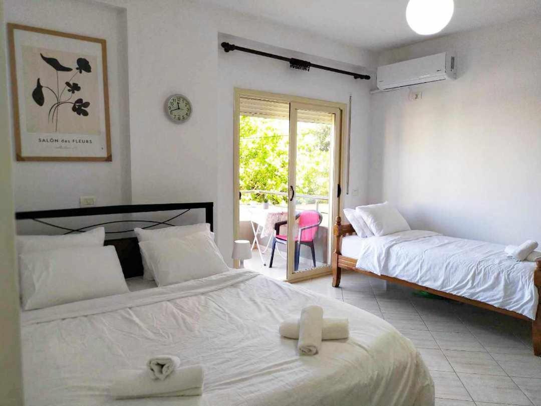 Valbona Apartments Vlorë Exteriör bild