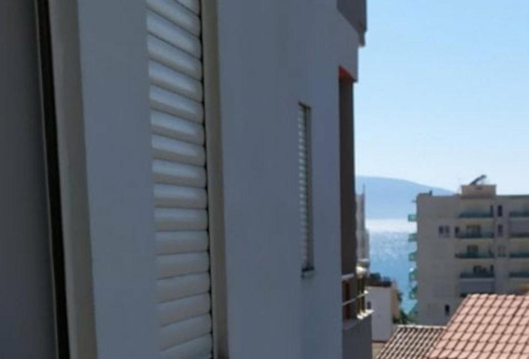 Valbona Apartments Vlorë Exteriör bild
